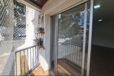 Apartamento à venda com 65m², 2 quartos e 1 vagaVaranda 