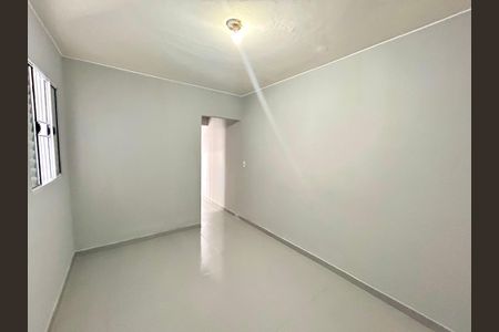 Quarto  de kitnet/studio para alugar com 1 quarto, 30m² em Parque Renato Maia, Guarulhos