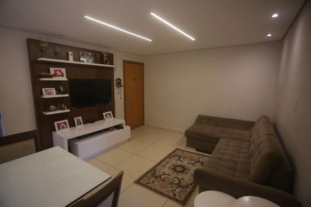 Sala de apartamento à venda com 3 quartos, 107m² em Grajaú, Belo Horizonte