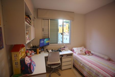 Apartamento à venda com 107m², 3 quartos e 3 vagasQuarto