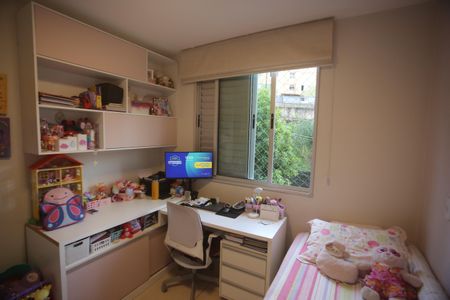 Apartamento à venda com 107m², 3 quartos e 3 vagasQuarto