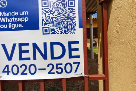 Casa à venda com 150m², 2 quartos e 2 vagas Casa à venda com 150m², 2 quartos e 2 vagasPlaca