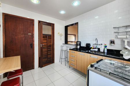 Apartamento para alugar com 79m², 2 quartos e 1 vagaCozinha 