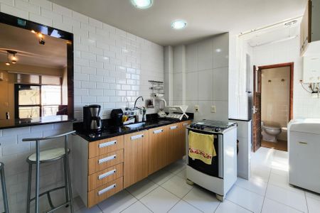 Apartamento para alugar com 79m², 2 quartos e 1 vagaCozinha 