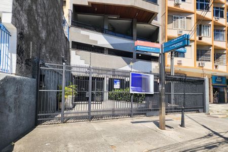 Apartamento para alugar com 79m², 2 quartos e 1 vagaFachada do Condomínio 