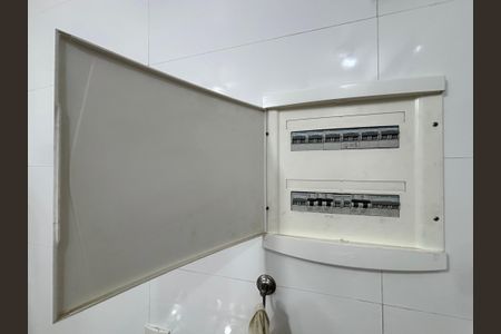 Apartamento para alugar com 116m², 3 quartos e sem vagaCozinha - painel de luz