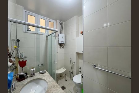 Apartamento para alugar com 116m², 3 quartos e sem vagaBanheiro social