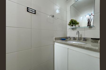 Apartamento para alugar com 116m², 3 quartos e sem vagaLavabo