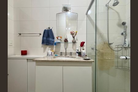 Apartamento para alugar com 116m², 3 quartos e sem vagaBanheiro social