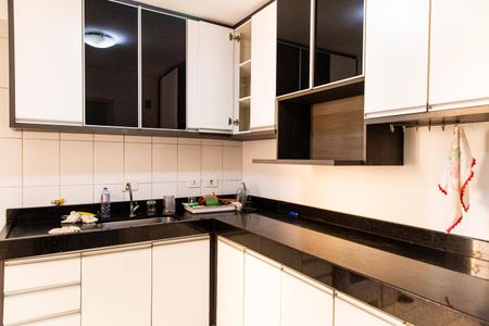 Apartamento à venda com 57m², 2 quartos e 1 vagaCozinha