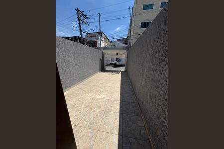 Casa à venda com 72m², 2 quartos e 2 vagas Casa à venda com 72m², 2 quartos e 2 vagasFoto 04