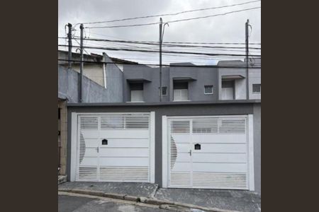 Casa à venda com 72m², 2 quartos e 2 vagas Casa à venda com 72m², 2 quartos e 2 vagasFoto 01