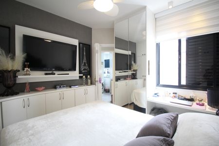 Apartamento à venda com 42m², 1 quarto e 1 vagaQuarto 