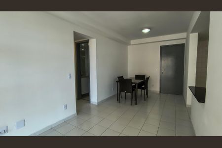 Apartamento para alugar com 70m², 2 quartos e 1 vagaSala