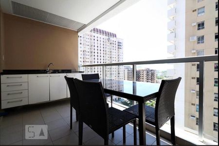 Apartamento para alugar com 70m², 2 quartos e 1 vaga Apartamento para alugar com 70m², 2 quartos e 1 vagaVaranda