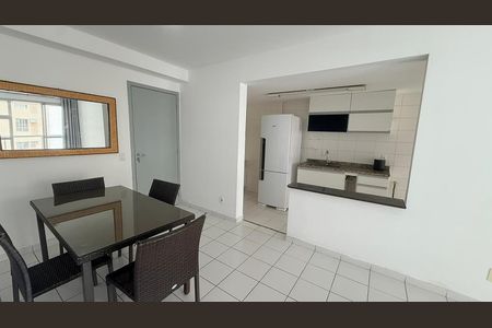 Sala de apartamento para alugar com 2 quartos, 70m² em Recreio dos Bandeirantes, Rio de Janeiro