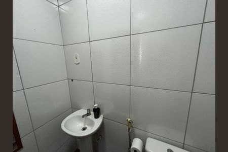 Casa para alugar com 240m², 4 quartos e 2 vagasLavabo do terraço