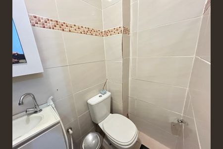 Casa para alugar com 240m², 4 quartos e 2 vagasBanheiro casa 2