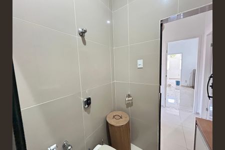 Casa para alugar com 240m², 4 quartos e 2 vagasBanheiro