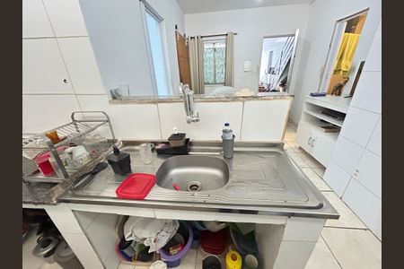 Casa para alugar com 240m², 4 quartos e 2 vagasCozinha casa 2