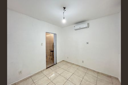 Casa para alugar com 240m², 4 quartos e 2 vagasQuarto casa 2