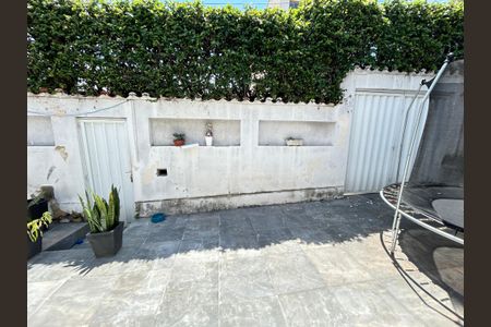 Casa para alugar com 240m², 4 quartos e 2 vagasVista do Quarto 2