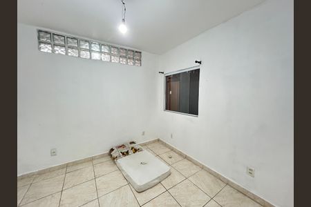 Casa para alugar com 240m², 4 quartos e 2 vagasQuarto casa 2