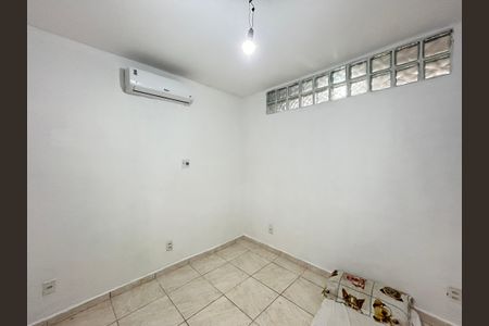 Casa para alugar com 240m², 4 quartos e 2 vagasQuarto casa 2