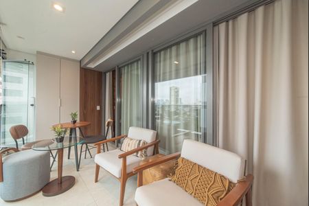 Apartamento para alugar com 65m², 2 quartos e 1 vagaVaranda