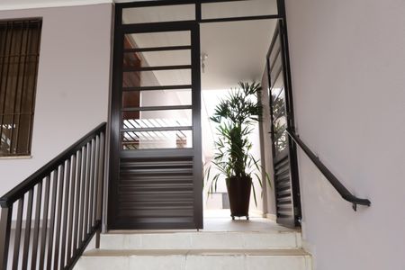 Casa à venda com 200m², 5 quartos e 3 vagasHall de entrada
