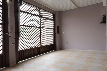Casa à venda com 200m², 5 quartos e 3 vagasGaragem
