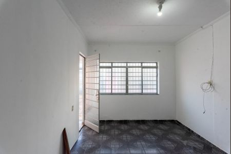 Casa para alugar com 100m², 2 quartos e 2 vagas Casa para alugar com 100m², 2 quartos e 2 vagasSala