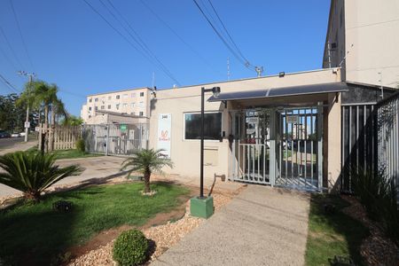 Apartamento para alugar com 60m², 2 quartos e 1 vagaFachada e portaria