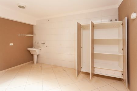 Casa à venda com 125m², 3 quartos e 2 vagasÁrea de Serviço