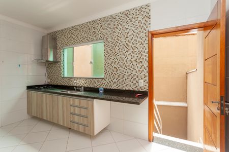 Casa à venda com 125m², 3 quartos e 2 vagasCozinha