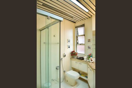 Apartamento à venda com 125m², 3 quartos e 3 vagasBanheiro Social