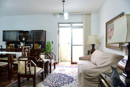 Sala  de apartamento à venda com 3 quartos, 125m² em Funcionários, Belo Horizonte