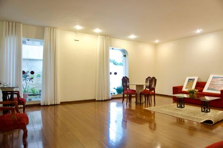 Apartamento à venda com 125m², 3 quartos e 3 vagasÁrea comum - Salão de festas