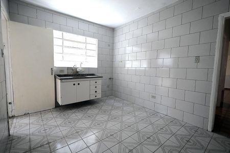 Casa para alugar com 110m², 2 quartos e 3 vagasCozinha