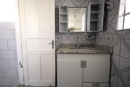 Casa para alugar com 110m², 2 quartos e 3 vagasBanheiro Social