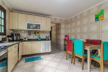 Casa à venda com 247m², 5 quartos e 3 vagasCozinha