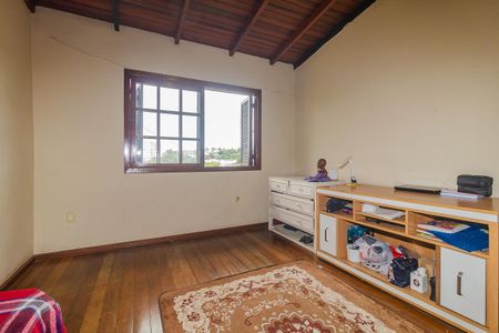 Casa à venda com 247m², 5 quartos e 3 vagasQuarto 2