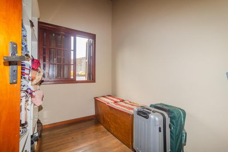 Casa à venda com 247m², 5 quartos e 3 vagasQuarto 3