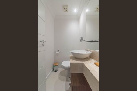 Apartamento à venda com 135m², 4 quartos e 3 vagasLavabo