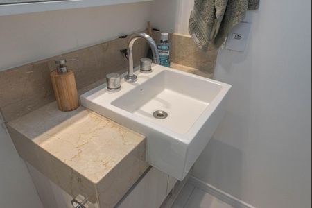 Apartamento à venda com 135m², 4 quartos e 3 vagasSuite 3 - Closet