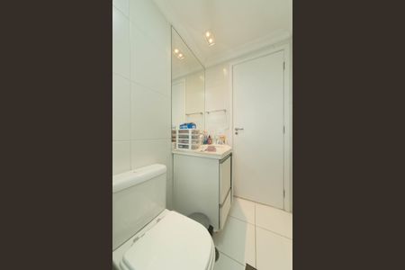 Apartamento à venda com 135m², 4 quartos e 3 vagasBanheiro da Suíte 2