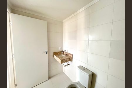 Banheiro  de kitnet/studio para alugar com 1 quarto, 38m² em Vila Galvão, Guarulhos