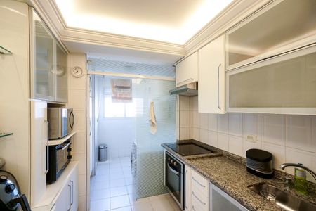 Apartamento à venda com 80m², 2 quartos e 2 vagas Apartamento à venda com 80m², 2 quartos e 2 vagasCozinha