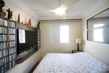 Apartamento à venda com 80m², 2 quartos e 2 vagas Apartamento à venda com 80m², 2 quartos e 2 vagasQuarto