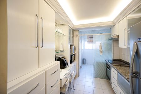 Apartamento à venda com 80m², 2 quartos e 2 vagas Apartamento à venda com 80m², 2 quartos e 2 vagasCozinha